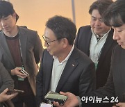 유영상 SKT 대표 "AI 데이터센터 내년이나 내후년부터 매출 나올 것"