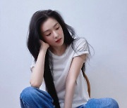 레드벨벳 아이린, 미모가 전부 아닙니다…'꽃처럼'