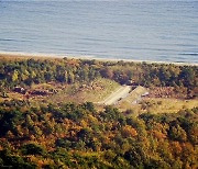 北, 동해·경의선에 '대전차 구덩이'···軍 "보여주기"