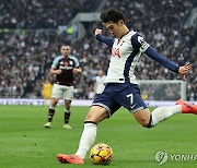 손흥민 복귀전서 3호 도움…토트넘, 애스턴빌라에 4-1 대승