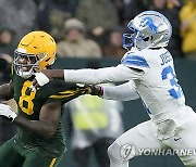 Lions Packers Football