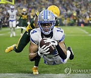 Lions Packers Football