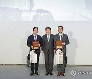 현대차, 이동형 수소충전소 'H제주 무빙 스테이션' 준공식