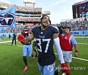 Patriots Titans Football