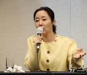 민희진 "투자 계약설? 사실 아냐…어떠한 곳과도 접촉 안 해"