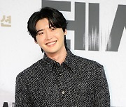 이종석, 변호사로 변신한다…tvN '서초동' 출연 확정