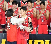 [대학리그] '챔프전 MVP' 고려대 문유현 "화장실 가서 좀 울었다"