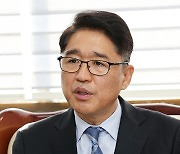 맹경재 전 충북경제자유구역청장 구속