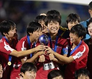 U-20 이어 U-17 제패…북한 여자축구, 왜 강한가