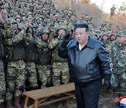 국방부 “북한군 러시아에 1만명 이상 파병, 상당수 쿠르스크 전선 이동”