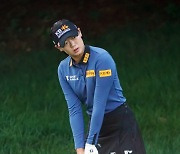 ‘KLPGA 장타자’ 방신실, 고진영·유해란과 한솥밥