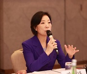 오영주 "중소벤처기업, '제2의 중동 붐' 주역되도록 지원"