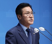 검찰, 신영대 구속영장서 "여론조사 거짓 응답 유도"