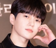 [T포토] 김명수 '심쿵 아이컨택'