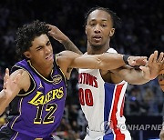 Lakers Pistons Basketball