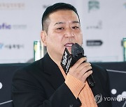 인사말 하는 양윤호 영화진흥위원회 위원