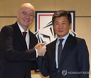 축구협회, '정몽규 회장 중징계' 요구에 "재심의 요청 검토"