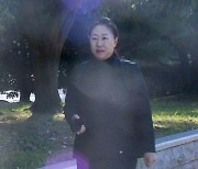 ‘공천 개입 의혹’ 폭로자 강혜경, 8번째 검찰 출석