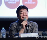 더본코리아, 상장 첫날 90% 급등…"역시 백종원"