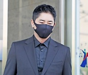 ‘스태프 성폭행’ 강지환 전 소속사, 오늘 42억 손배소 항소심