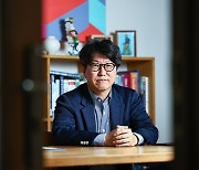 아내 장례식 울지도 않는다…한국 남자들이 이러는 까닭