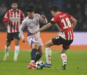 ‘18세 UCL 데뷔’ 韓축구 유망주 탄생… 김민수, PSV전 교체 투입