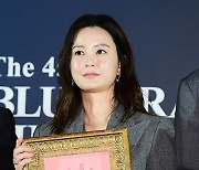 정유미 ‘전년도 여우주연상의 핸드프린팅’ [MK포토]