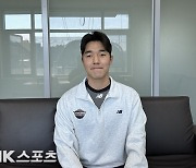 “데뷔 시즌에 못 던져본 투수는 없어”…‘2R 지명→팔꿈치 수술’ KT 19세 우완, 왜 데뷔 첫 승이 아닌 ‘3이닝 7실점’을 먼저 떠올렸나