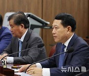 한-라오스 외교장관회담, 인사말하는 살름싸이 꼼마싯 라오스 부총리