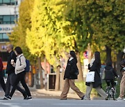 6일 부산 깜짝 추위…아침 기온 8.3도에 강풍까지