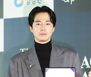 조인성 '싸인 멋지죠?'[★포토]