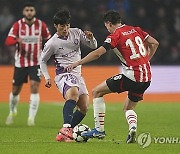 박지성-손흥민 뛰어 넘다! '18세 한국 소년' 김민수 UCL 데뷔…韓 역대 최연소 출전 2위→팀은 0-4 참패