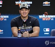 '부상 투혼' 오타니, 끝내 왼쪽 어깨 수술…"투타 겸업 에이스로 돌아올 것"