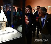 (Int'l Exchange)CHINA-BEIJING-WORLD CONFERENCE OF CLASSICS-EXHIBITION (CN)