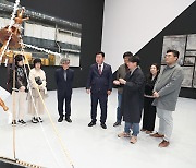 청주시립미술관 기획전 ‘정찰된 위성들’ 개막