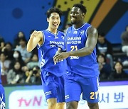 코번 위닝샷, 삼성 마레이 없는 LG에 극적인 대역전극, 개막 6연패 끝 2연승, 4쿼터 24-12 압도[MD잠실]