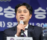 창단 11년 만에 K리그1 승격 FC안양 “목표는 6강… 좀비처럼 살아남을 것”