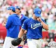 '끝판왕'의 몰락...KS 지켜만 봤던 '가을 사나이' 오승환, 계약 끝자락서 명예회복 가능할까