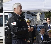 日방위상, 韓해군 함정 첫 승선…"한일 협력 중요성 커져"