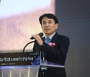 김진태 지사 "2천억원 목표로 바이오 등 전략산업 펀드 조성"