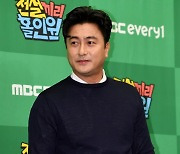 [종합] '48세' 안정환, 은퇴 후 기력 쇠했나…♥이혜원 작심 폭로에 '당황' ('선넘패')