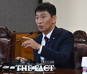 이복현 "美 트럼프 당선·금리 인하에 불확실성 커…리스크 관리에 만전"