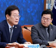 [포토] 이재명, 尹담화 "반성없고 국민 앞에 솔직하지 못해"