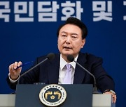 대통령실 "김 여사, 尹대통령 다음 순방에 동행하지 않기로"