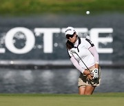 '이틀 연속 선두' 김아림, LPGA 투어 롯데 챔피언십 2R 공동 1위