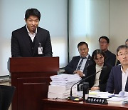 안성재 셰프, 서울시의회 출석 “흑백요리사로 외식업 살아나…소상공인 지원해 달라”