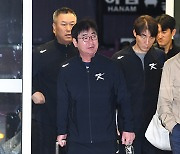 [ST포토] 대만으로 출국하는 류중일 감독