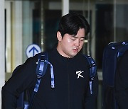 [ST포토] 대만으로 출국하는 김형준