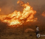 APTOPIX California Winds Wildfires