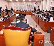 '김여사특검법' 국회 법사위 통과